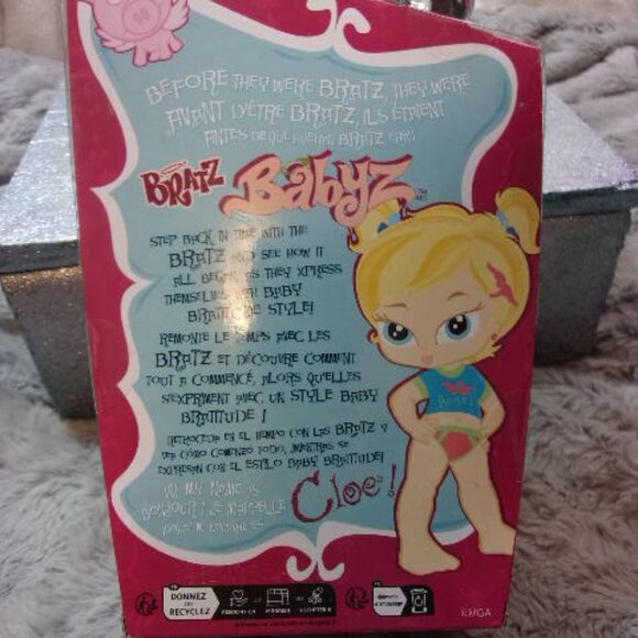 T-156 NEW SEALED 2023 BRATZ BABY CHLOE WITH ANGEL PIG DOLL - Picture 8 of 8